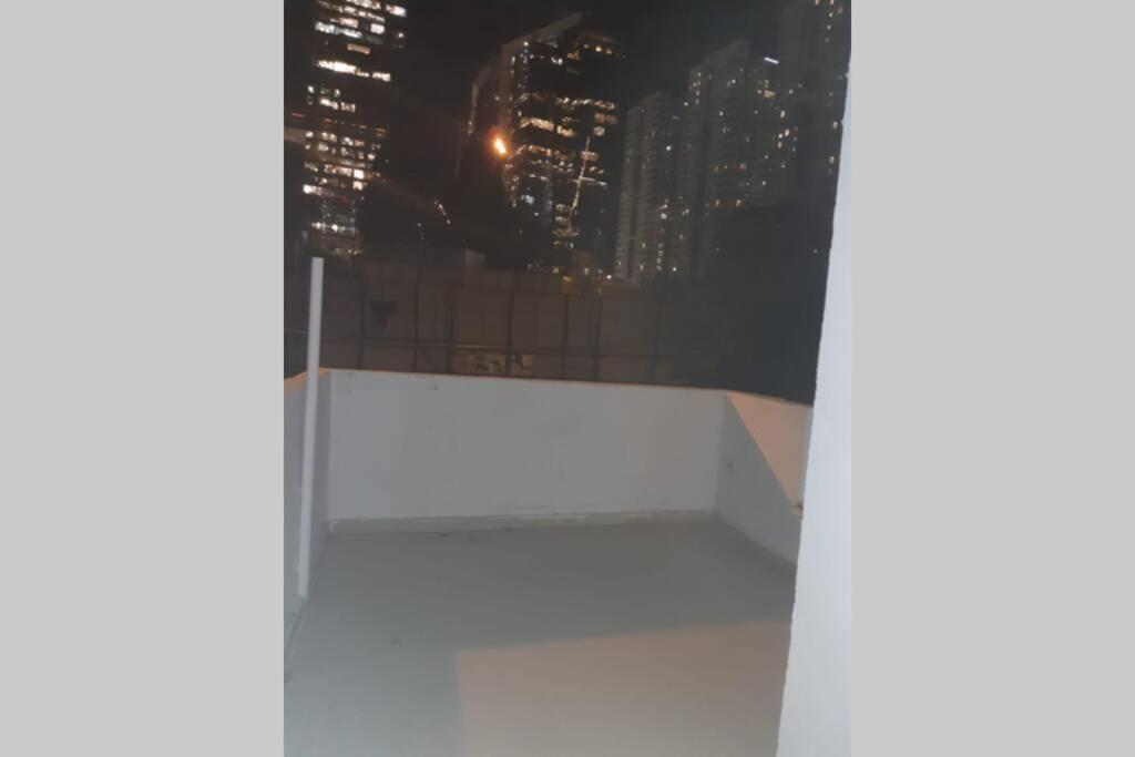 Magnifique Studio Avec Grande Terasse A Tel Aviv Apartment Bagian luar foto